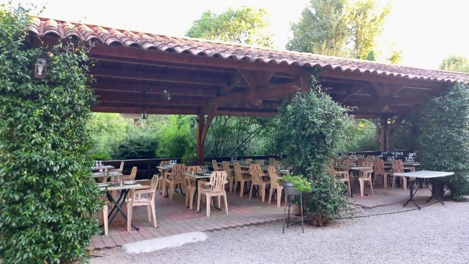 Hotel Sous L'Olivier Buis-les-Baronnies Buitenkant foto
